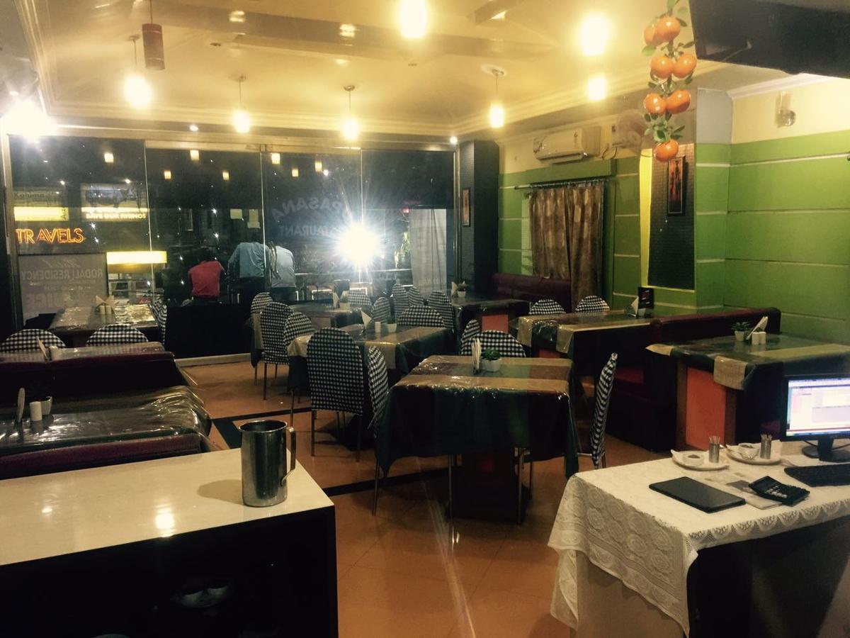 Hotel Rodali Residency Guwahati Exteriör bild