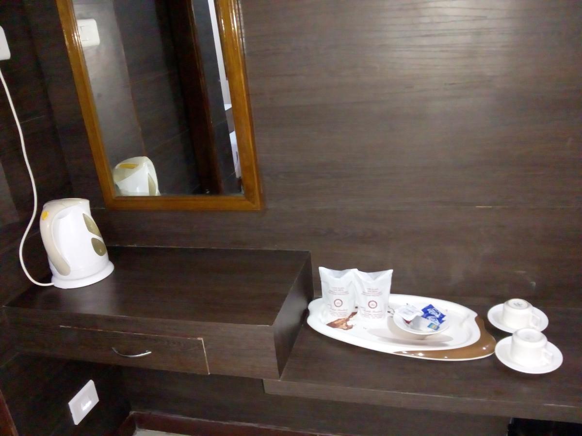 Hotel Rodali Residency Guwahati Exteriör bild