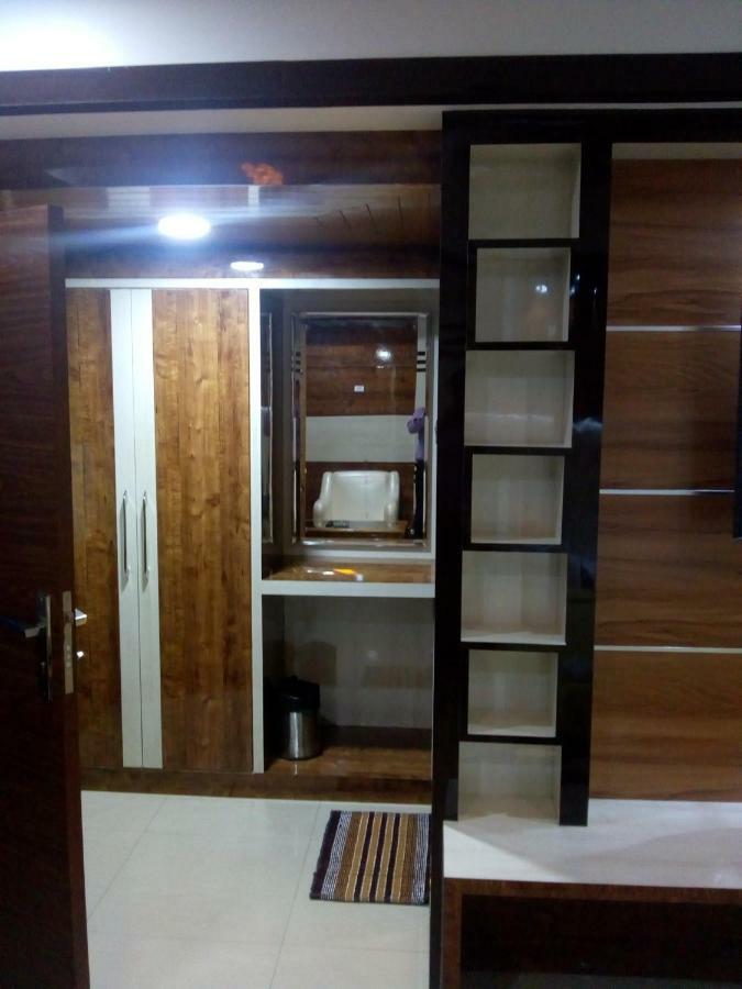 Hotel Rodali Residency Guwahati Exteriör bild